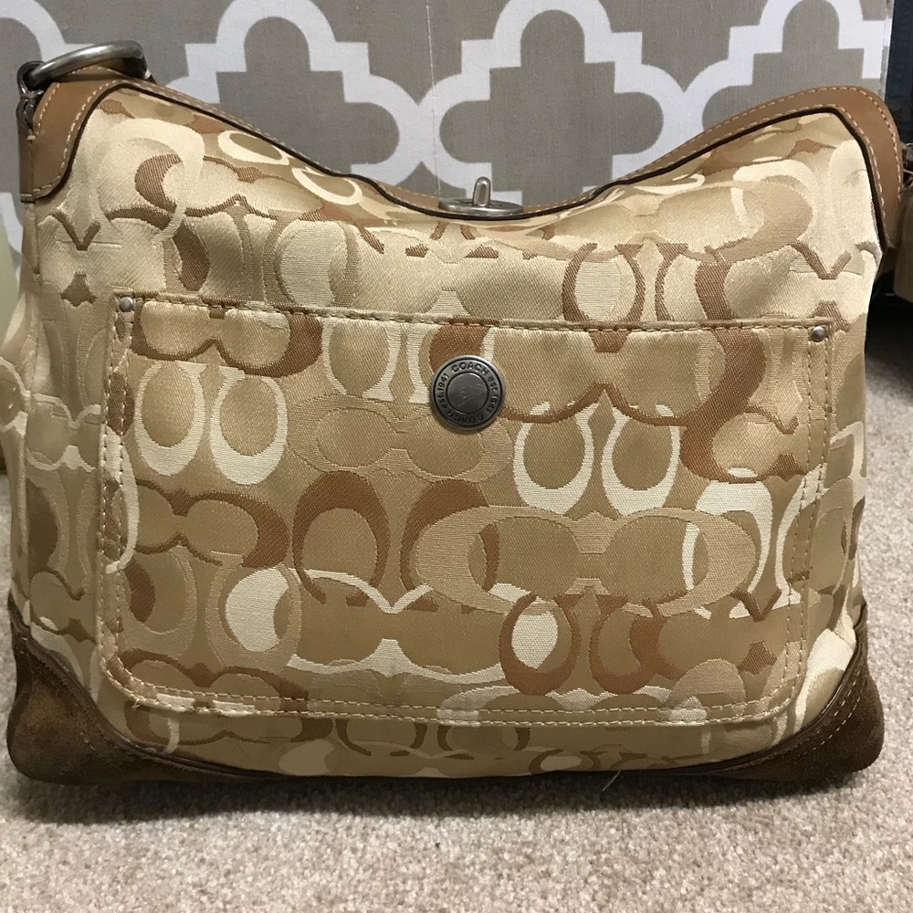 Coach purse in great condition